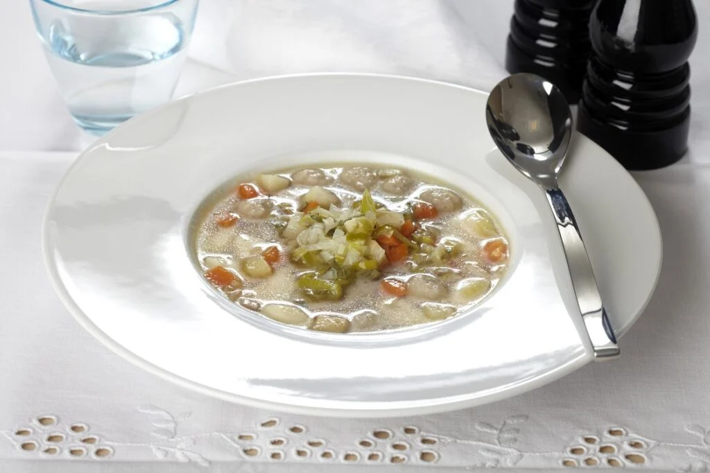 Suppe med boller